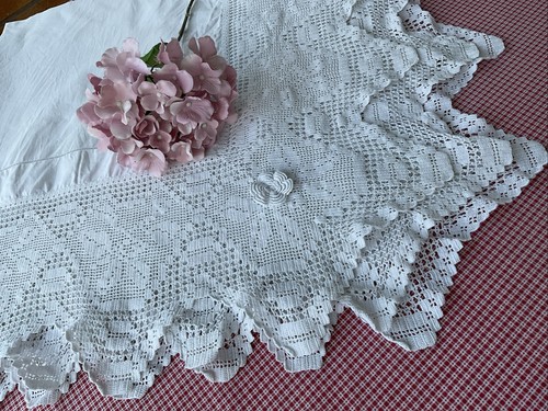 Vintage white linen hand deep - vintage,