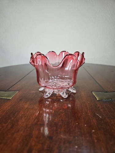 Antique victorian sensitive - uv,