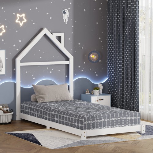 Junior wooden house - wooden, bed