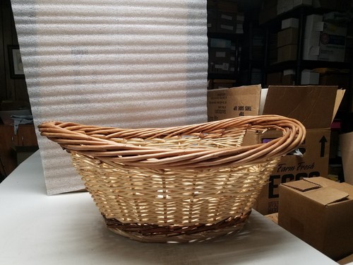 Large wicker basket - 17",