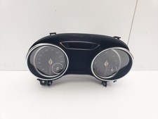 MERCEDES BENZ GLA X156 2.1 DIESEL SPEEDOMETER INSTRUMENT CLUSTER A1569004903