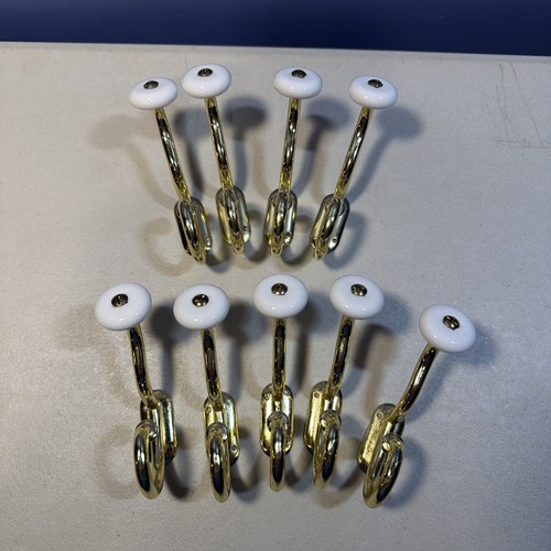 Lot vtg brass coat - vtg, hooks