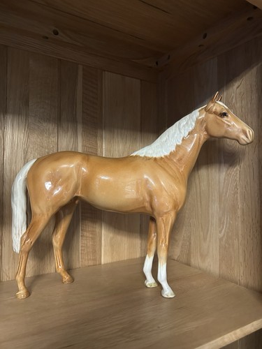 Beswick horse palomino - horse, model