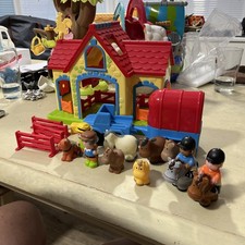 Bundle ELC Happyland Farm Barn 4x4 & Trailer, Figures, Animals Accessories box36