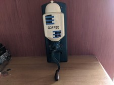 VINTAGE  WALL COFFEE GRINDER. Pe De model.