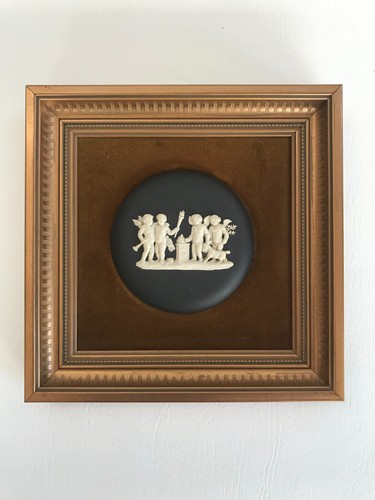 Wedgwood black jasperware - black,