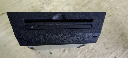 Mazda dj cd changer - dl,,