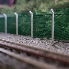 Model Railway Chain-link