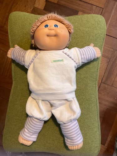 Cabbage patch dolls 1980s - cabbage,