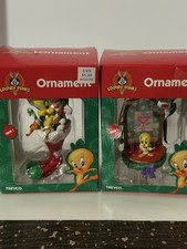 Set Of 2 Vintage Looney Toons