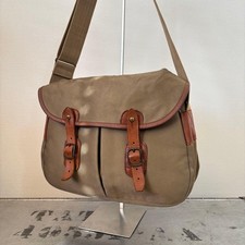 Brady Ariel Trout Vintage