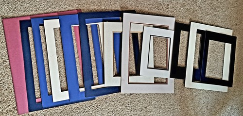 Preowned picture mounts - 12,