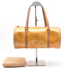 LOUIS VUITTON Monogram Venis