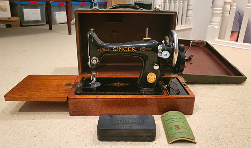 Singer hand crank - hand, sewing
