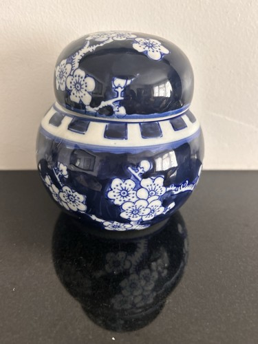 Vintage chinese blue - blue, white
