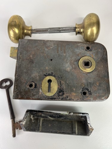 Antique rim lock door - rim,