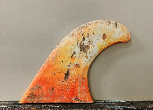 Old surfboard fin - old,