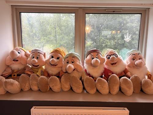 Vintage disney store seven - disney,
