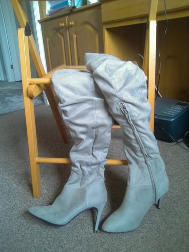 Ladies size grey - 6,
