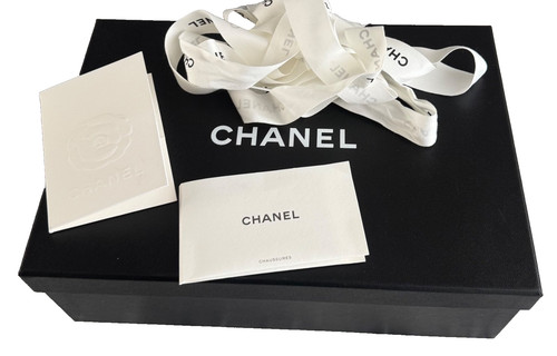 Chanel shoe box - shoe,