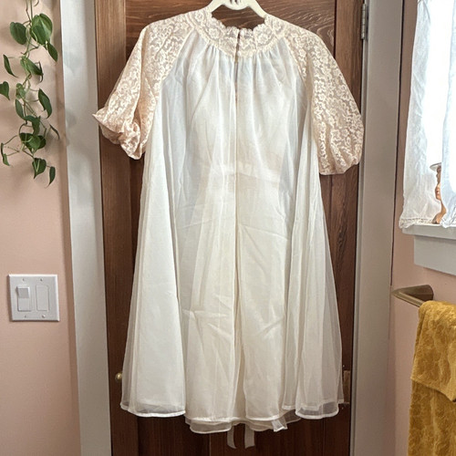 Vintage vanity fair - vanity, women’s