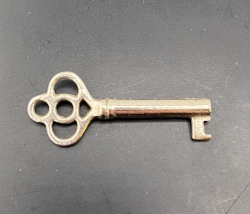 Hollow barrel key roll top - key,