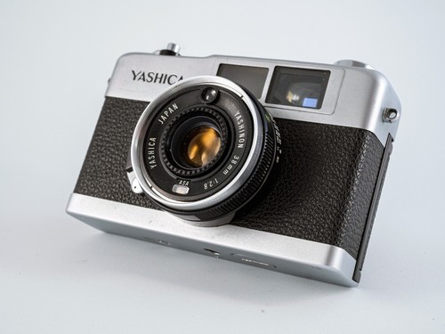 Yashica compact 35mm - compact,