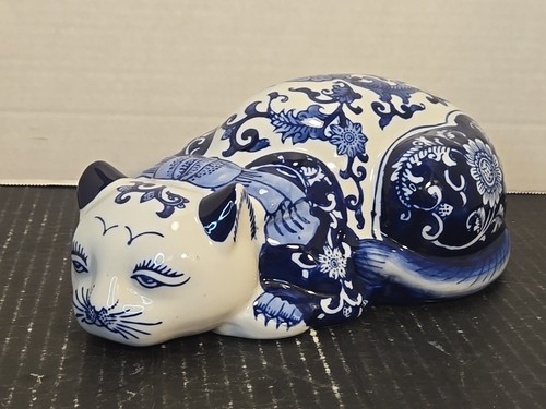 Blue and white - blue,