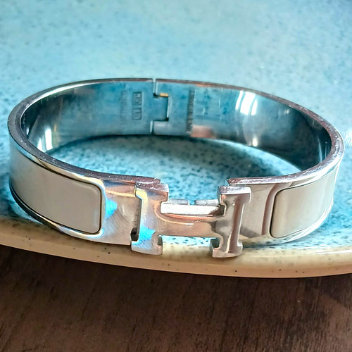 Hermès hinged click bangle - h,