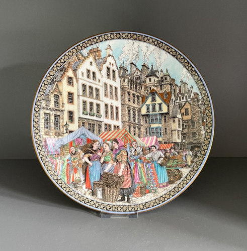 Royal worcester collector - worcester,