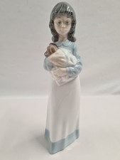 Nao Figurine by Lladró Girl