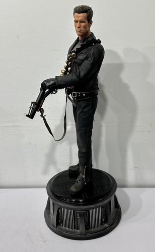 Sideshow premium format figure - format,
