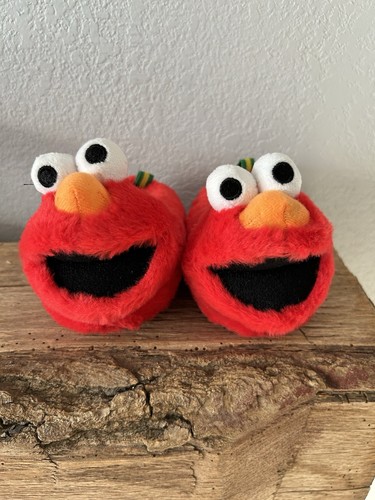 Sesame street elmo slippers - sesame,