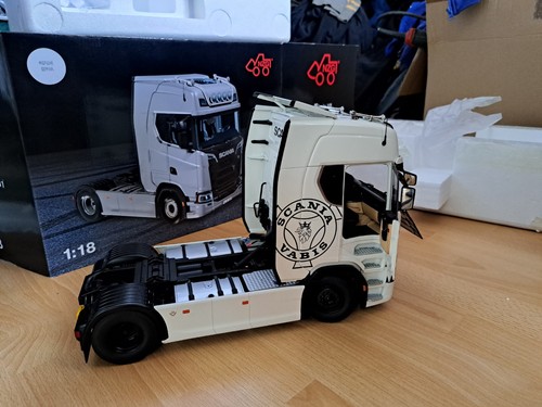 Nzg lkw scania v8 - nzg,