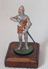 knight figure 10 cm cast