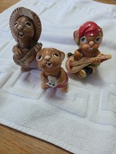 figurines are Pendelfin rabbit