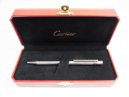 Auth cartier must trinity - auth,