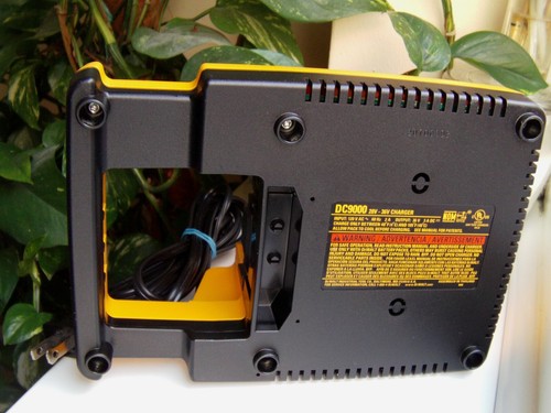 Dewalt dc9000 36v ion 28v - li-ion,
