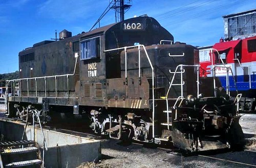 1602 east peoria - tp&w, @