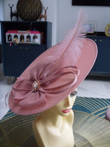 Stunning dusky pink jewelled - ,