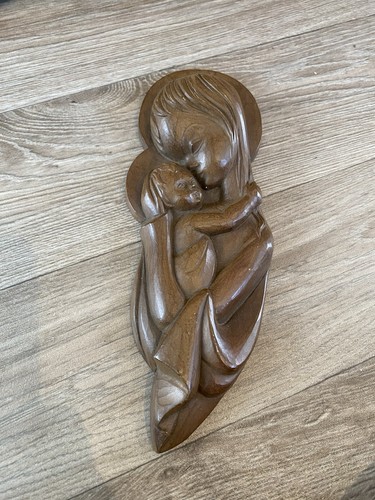 Madonna child wood - &,