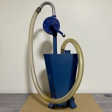 Sealey Gear Oil Pump 10.5ltr Steel Reservoir Fluid Transfer Suction Pump TP70