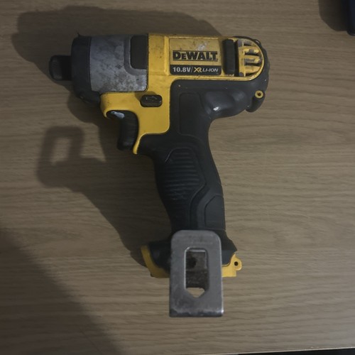 Dewalt dcf815 12v max - dewalt, /