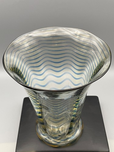 Whitefriars glass vase 1930s - whitefriars,