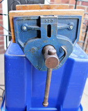 “ RECORD. 52.D. “ Quick Release woodworkers vice