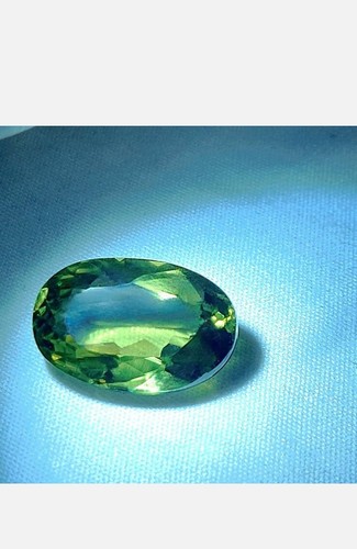 Unique dark green color change - dark,