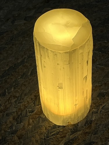 Large selenite lamp polished - large,