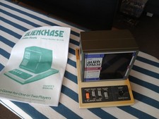 Tomy Alien Chase Vintage Micro