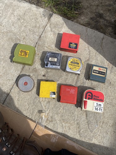 Vintage lot tape measures - lot, of