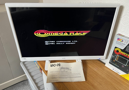 Vic omega race commodore - vic-20,